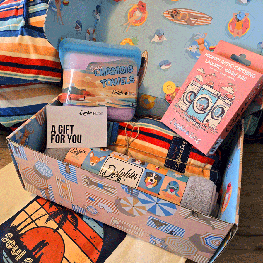 A beautifully designed dog gift box featuring a selection of unique dog gifts and gifts for dogs, ideal for special occasions and dog lovers.