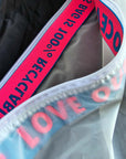 Durable laundry wash bag designed to protect clothes and delicates while reducing microplastic pollution during washing machine cycles