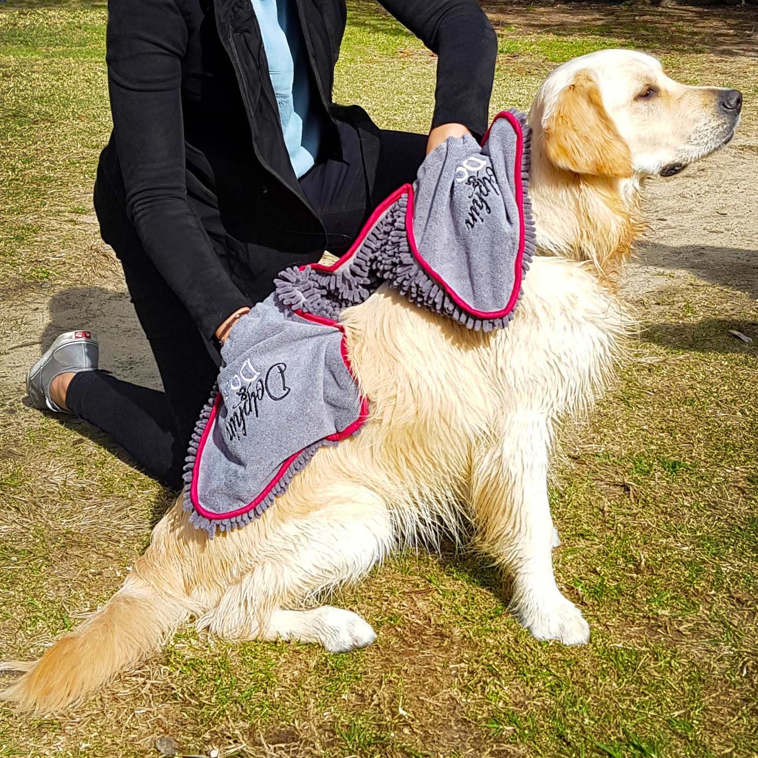 Best Dog Towel - for Water, Mud &amp; Sand &quot;This dog towel is ideal for handling mud, water, and sand, ensuring a clean, dry dog after walks or beach trips. Machine washable and durable