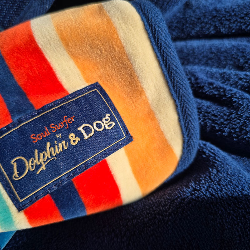 The dog towel robe dries your dog quickly, absorbing water far better than traditional towels for optimal performance.